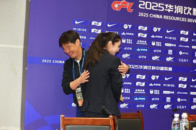 包含西布朗再现辉煌，冲超前景引发球迷热议的词条